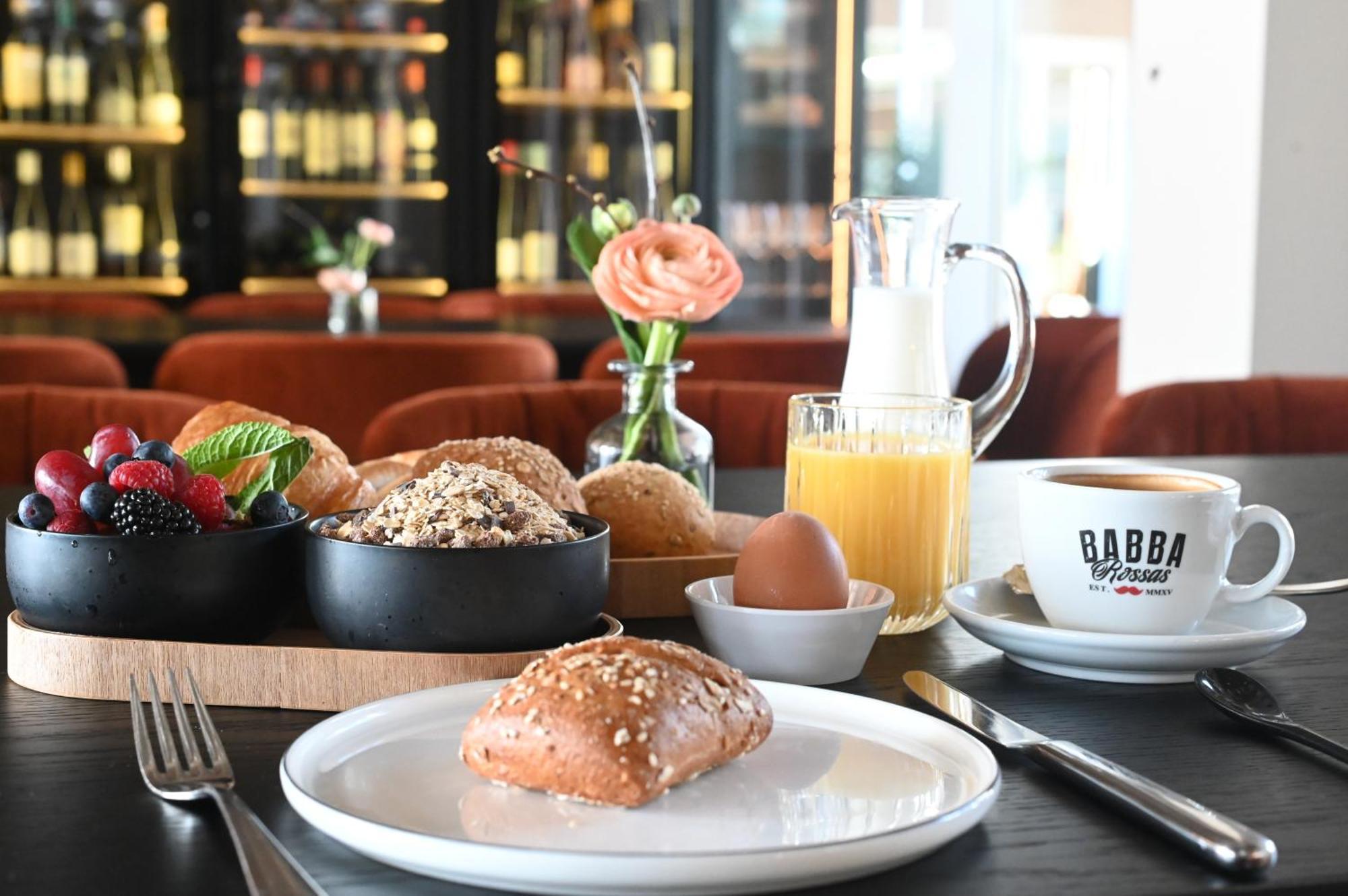 Golfhotel & Restaurant Lindenhof バート・フィルベル エクステリア 写真