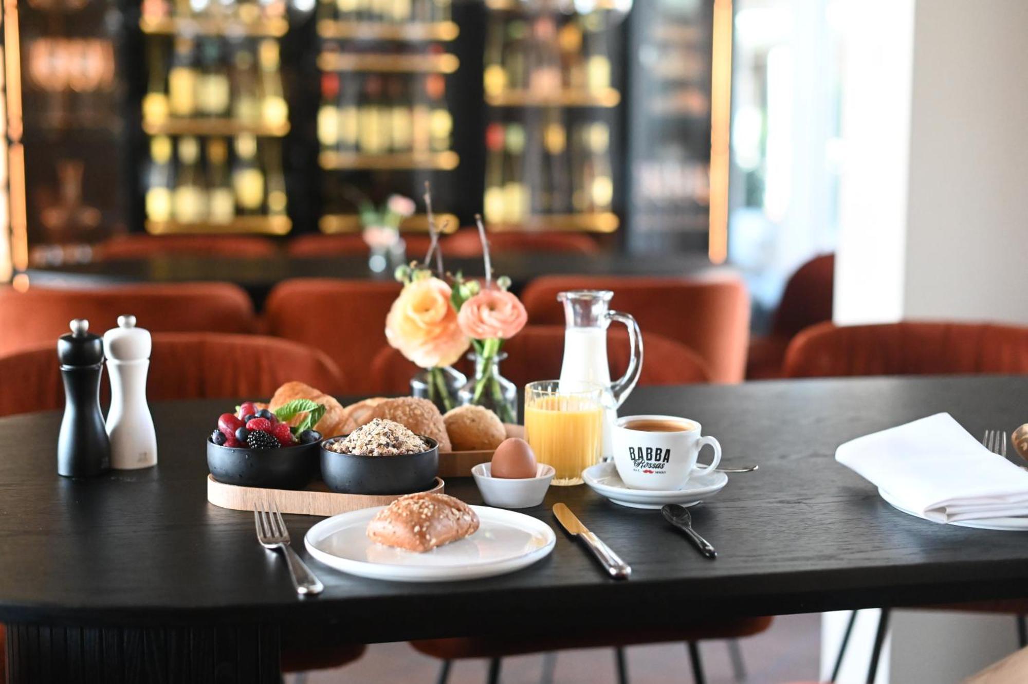 Golfhotel & Restaurant Lindenhof バート・フィルベル エクステリア 写真